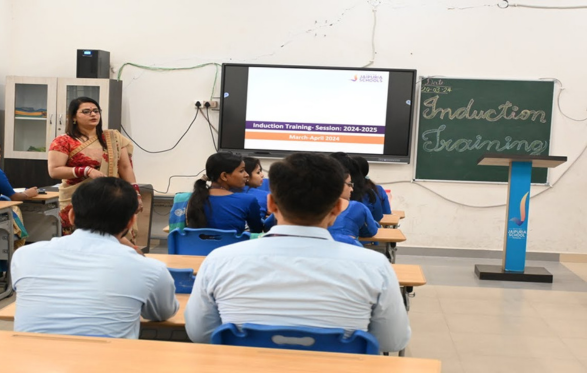 Smart classrooms in Kanpur at Jaipuria School Rooma Campus